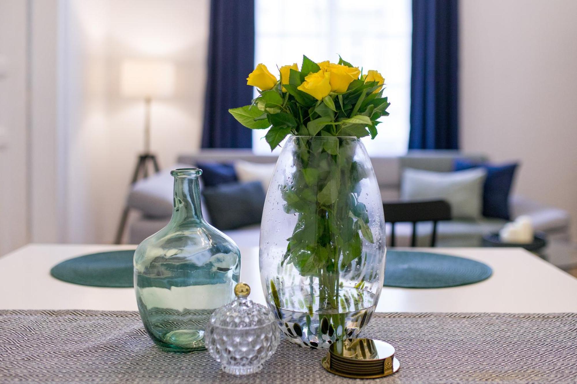 Wawelove Spacious 3 Bedroom Apt 1 Min To Main Sq! كراكوفيا المظهر الخارجي الصورة