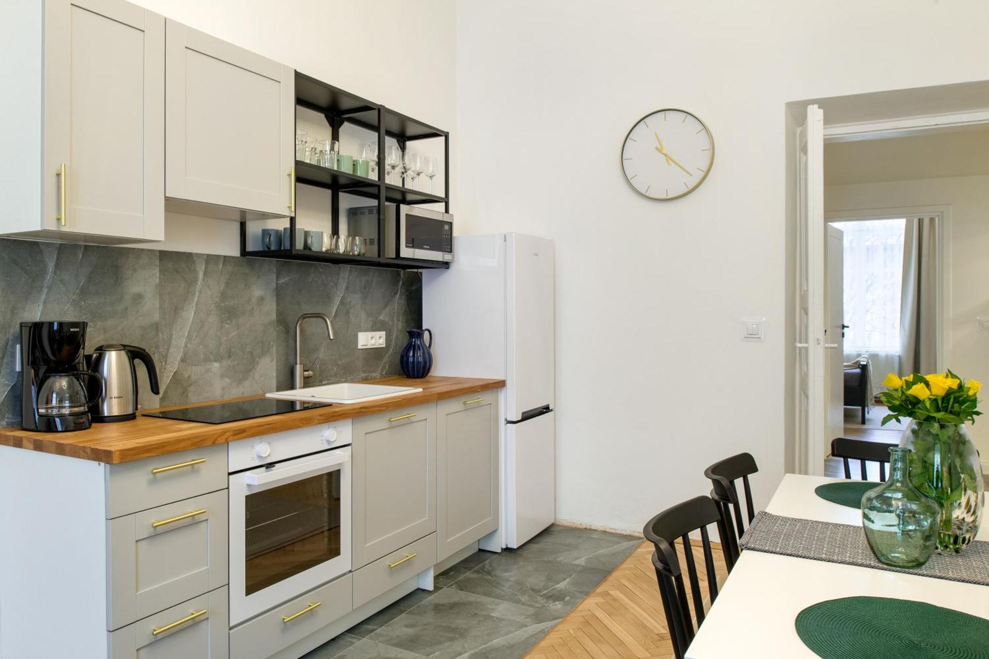 Wawelove Spacious 3 Bedroom Apt 1 Min To Main Sq! كراكوفيا المظهر الخارجي الصورة